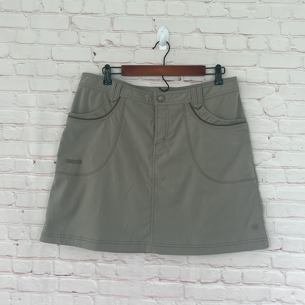 Athleta  green mini pencil stretchy skirt size 12